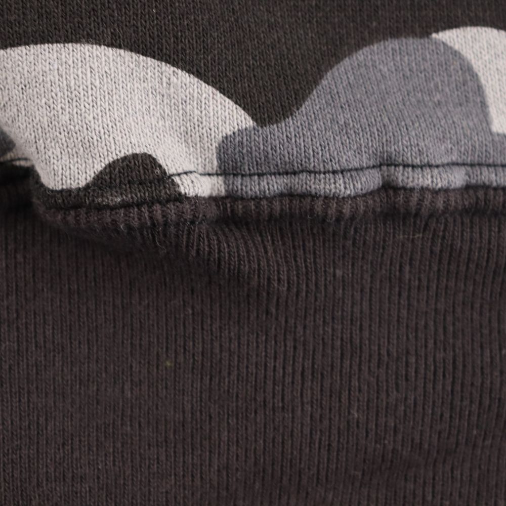 A BATHING APE (アベイシングエイプ) 18AW x UNDEFEATED Tiger Shark