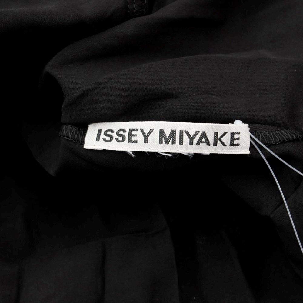 中古】イッセイミヤケ ISSEY MIYAKE 2023年春夏 サークルプリーツ加工