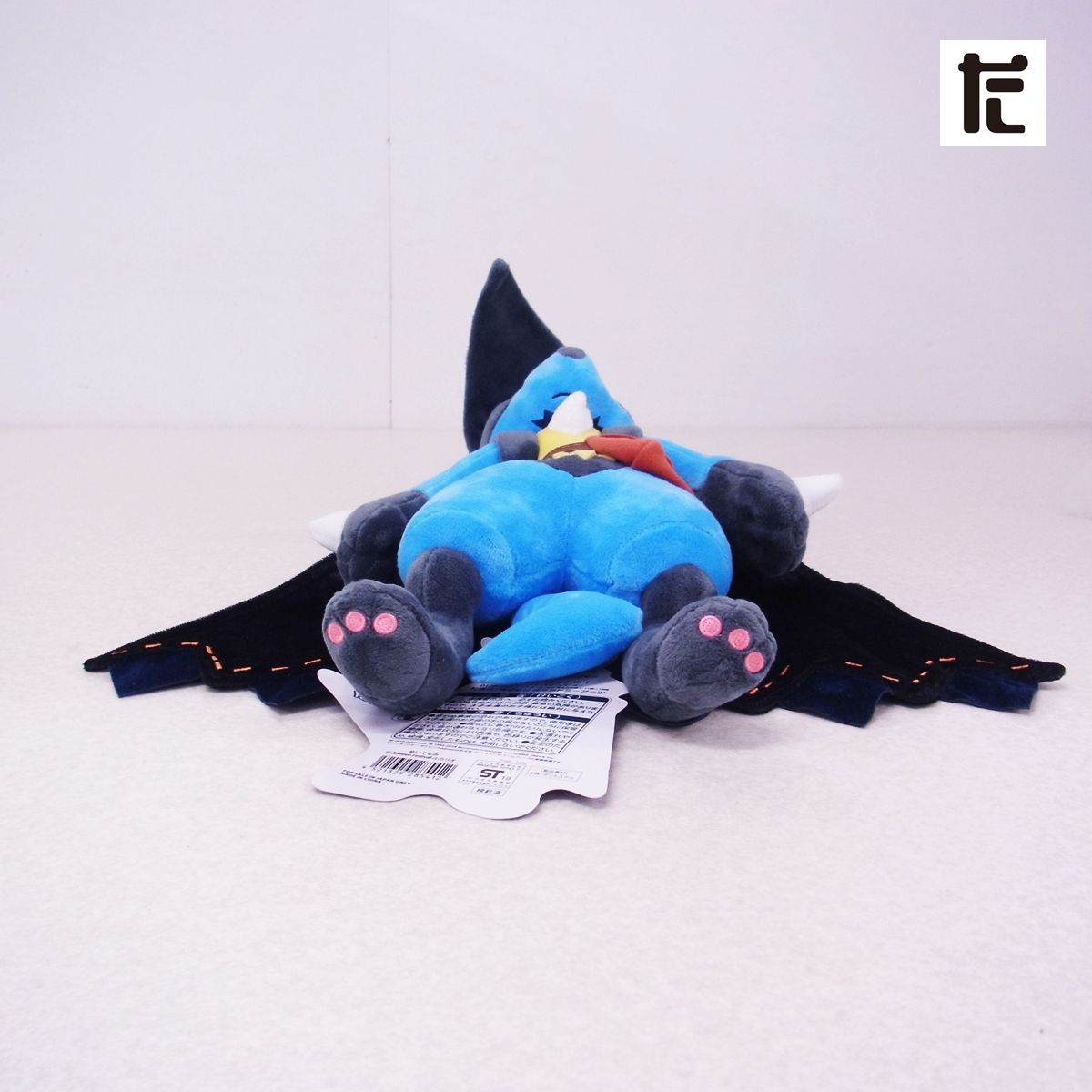 ポケモンセンター ハロウィン ルカリオ ぬいぐるみ Amazon.co.jp: ポケモンセンターオリジナル ぬいぐるみ