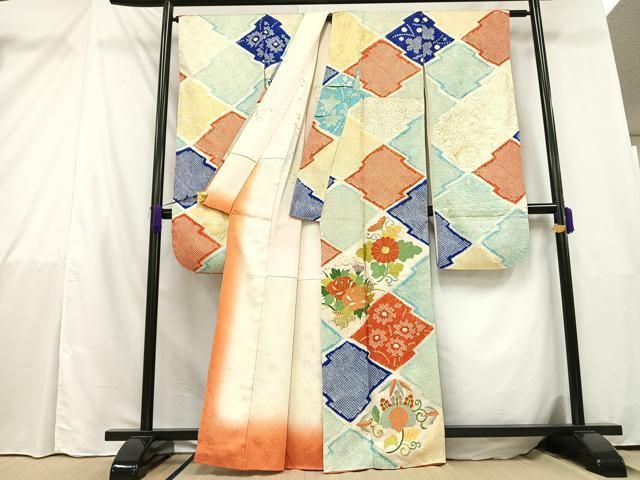 豪華振袖　駒刺繍　絞り　花筏文　正絹　逸品 豪華振袖 駒刺繍 絞り 花筏文 正絹 逸品
