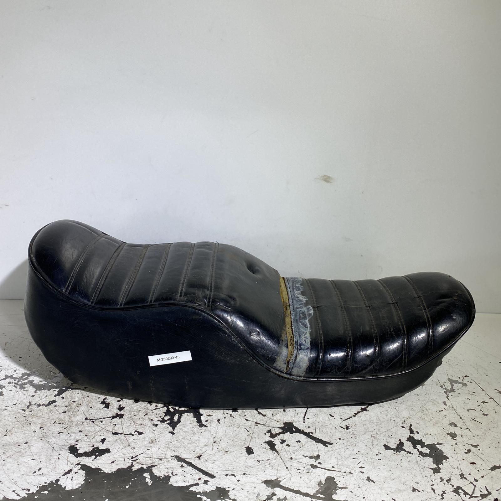 KAWASAKI KZ1000 LTD シート カワサキ