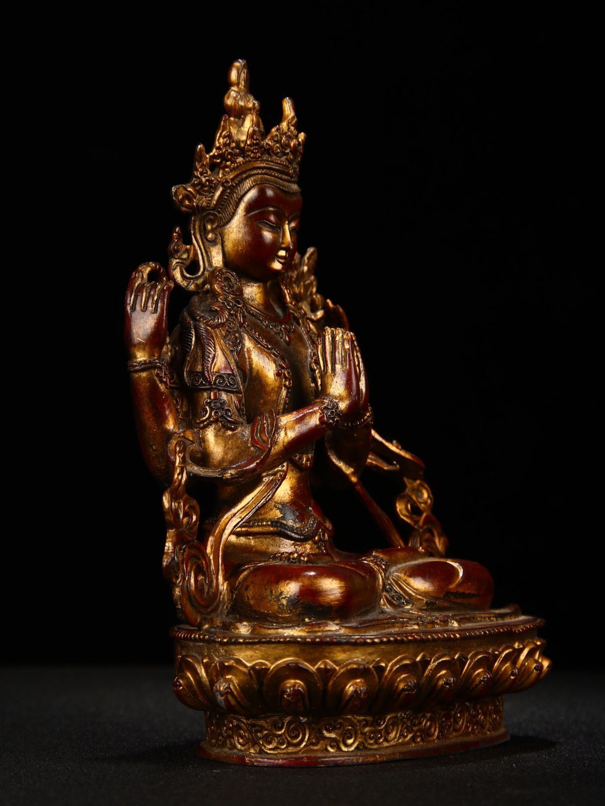 旧家蔵出　純銅泥金仏像　古美術　アンティーク　骨董品 旧家蔵出し 銅製 描金 寶石嵌 釋迦牟尼像 仏像 宗教 供養品 古