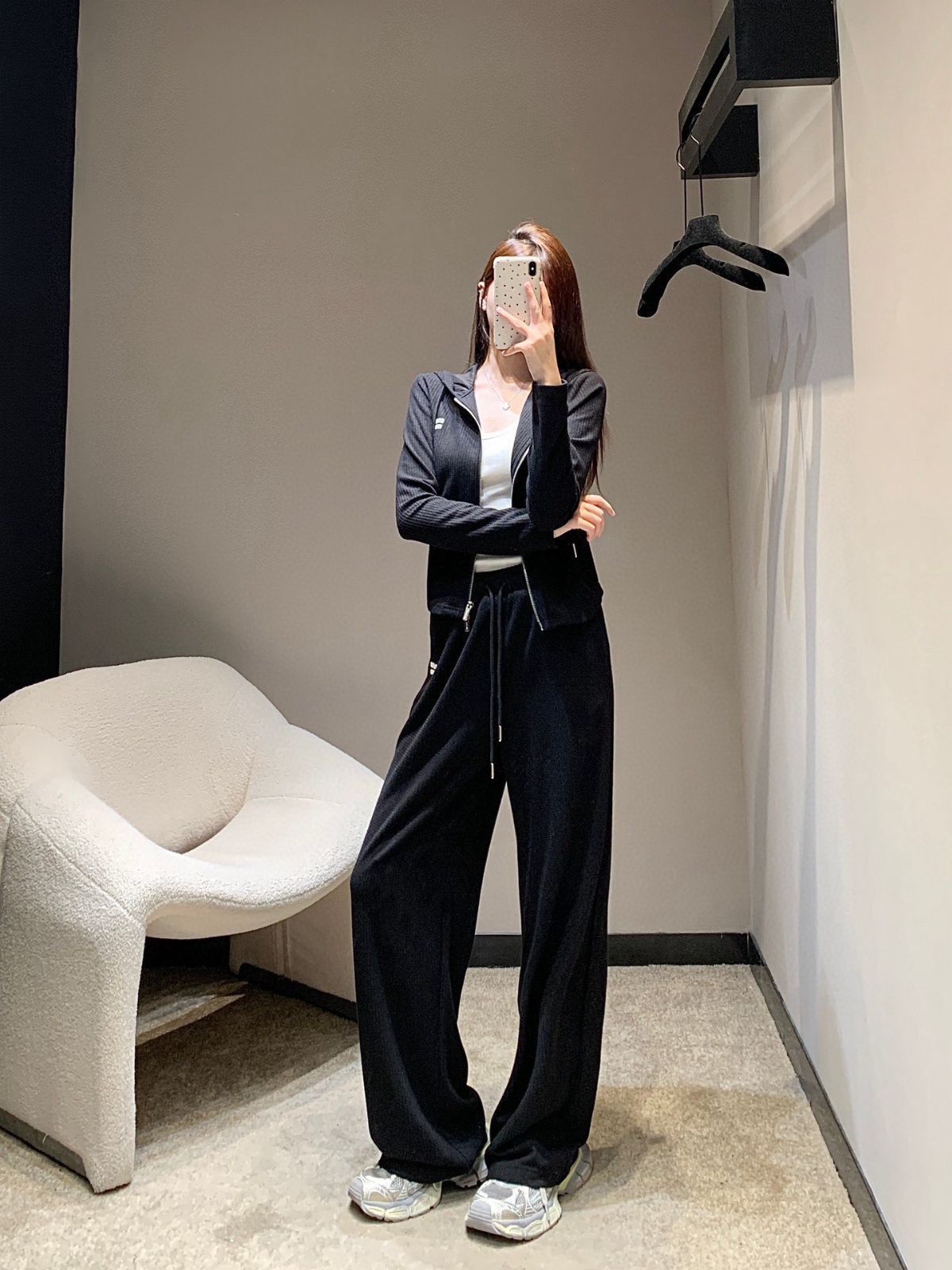 ミュウミュウ Miumiu アルファベット入りフード付きダブルヘッドジップアウターとゴムウエストのレジャー長パンツのセット MERCADOAVALIA_COM_BR