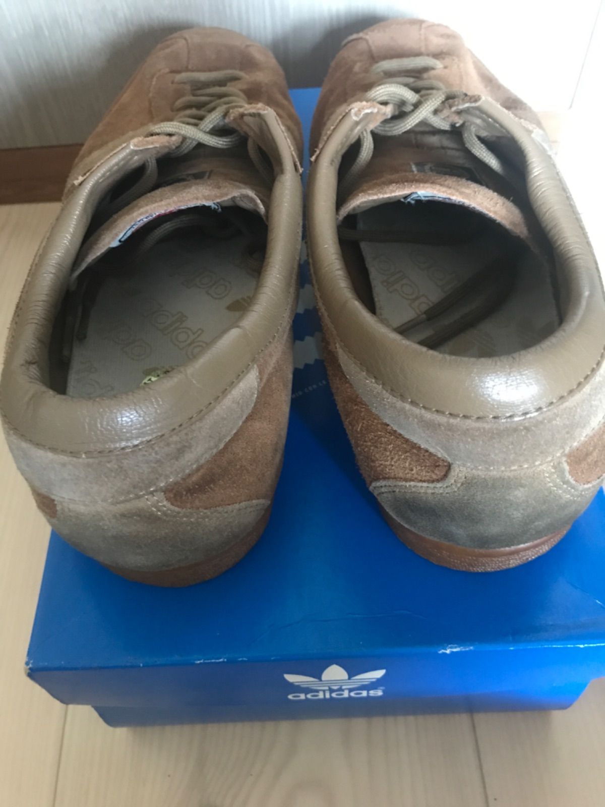 メルカリshops アディダス シティシリーズ ハワイ復刻 激レア2店舗限定モデル28 5cm