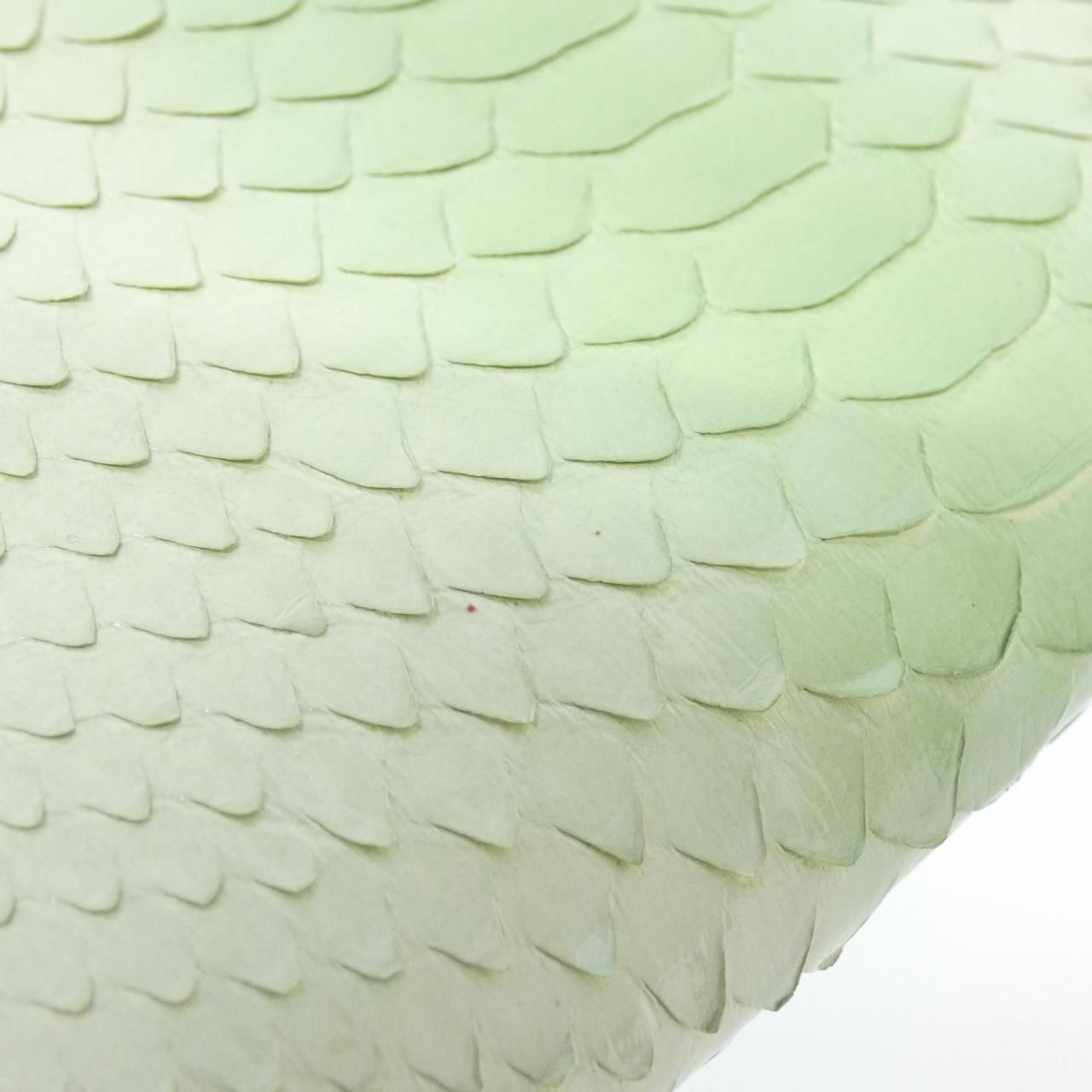 グッチ 456117 EAA2O 財布 - メルカリ 