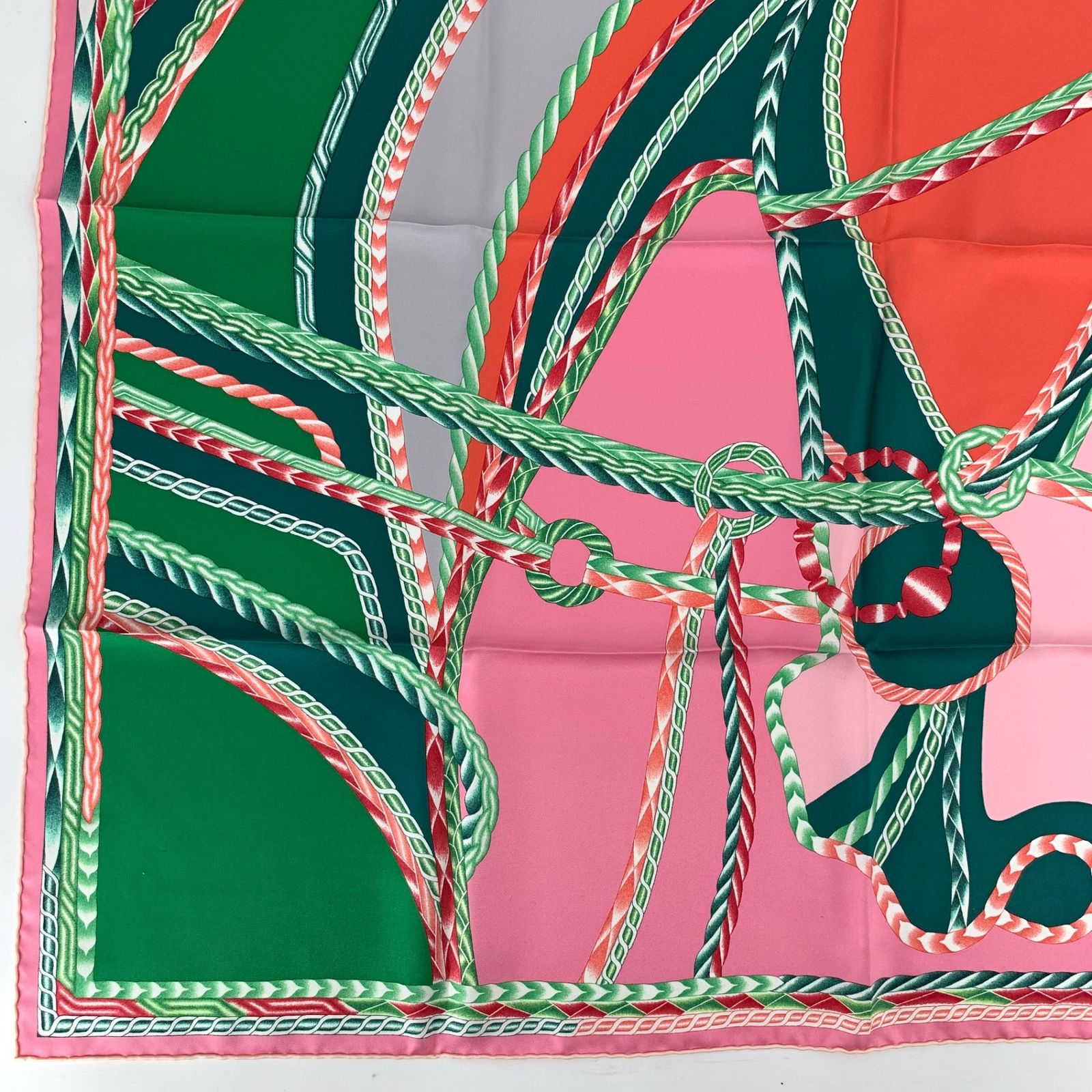 HERMES エルメス カレ90 ROBE DU SOIR ローブ・デュ・ソワール ピンク 