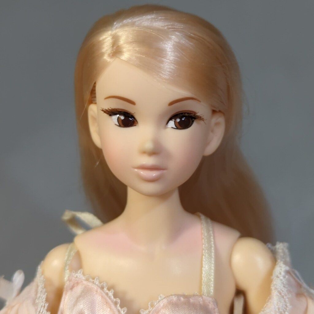 セキグチ momokoDOLL ミッドナイトローズ