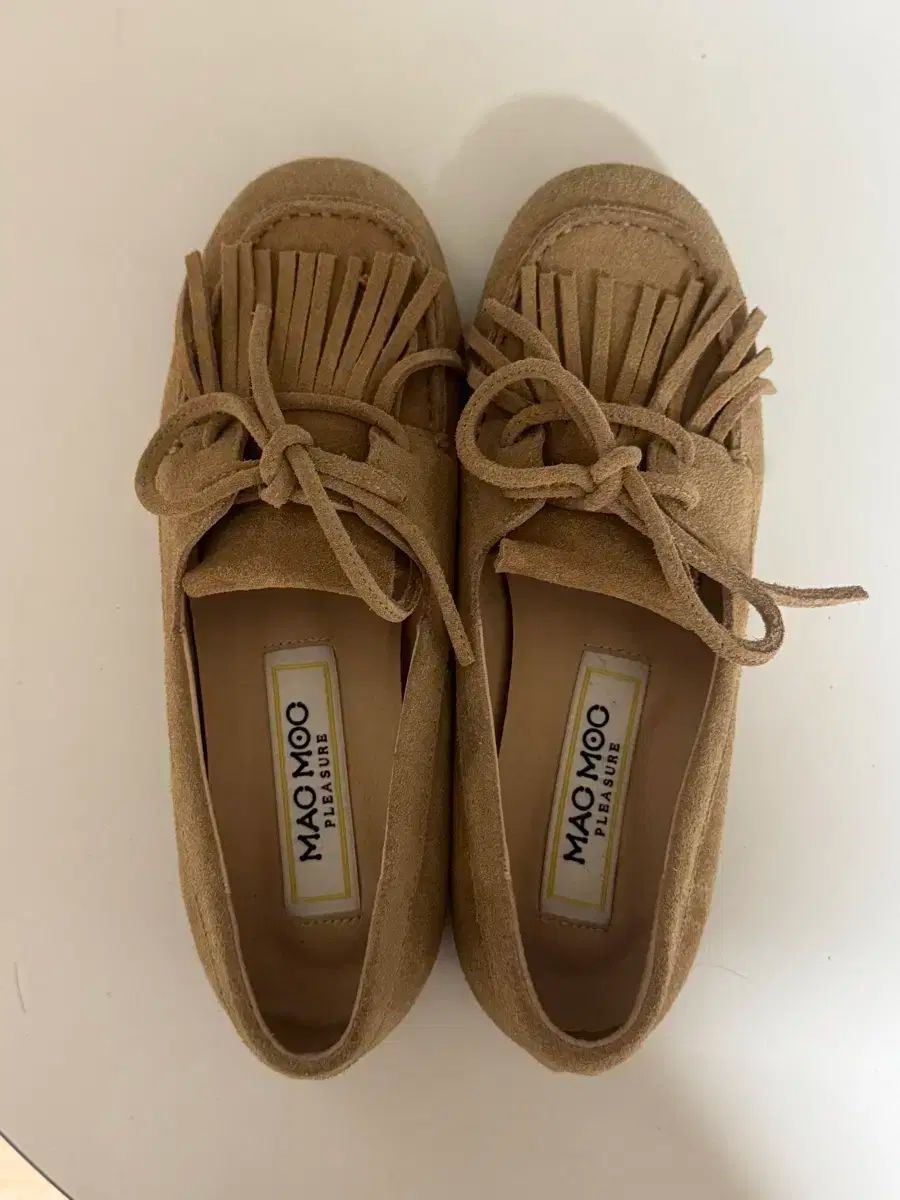MACMOC マクモク スウェード タッセル ローファー 235