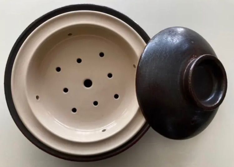 送料込】有田焼 安楽窯 黒釉 タジン鍋 【陶製すのこ付き】蒸料理 Ｗ