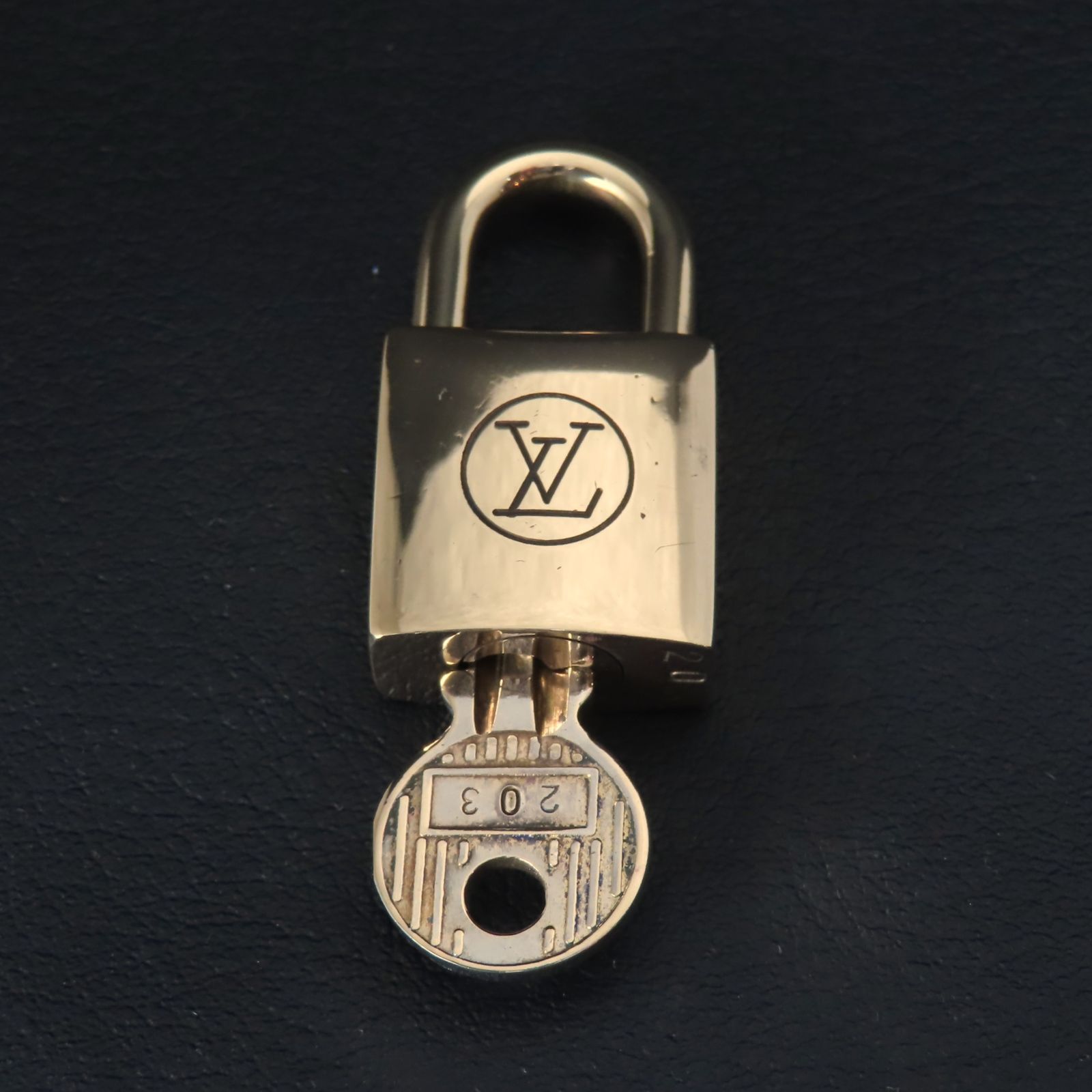 美品 Louis Vuitton LV ルイビトン ルイヴィトン ヴィトン 210