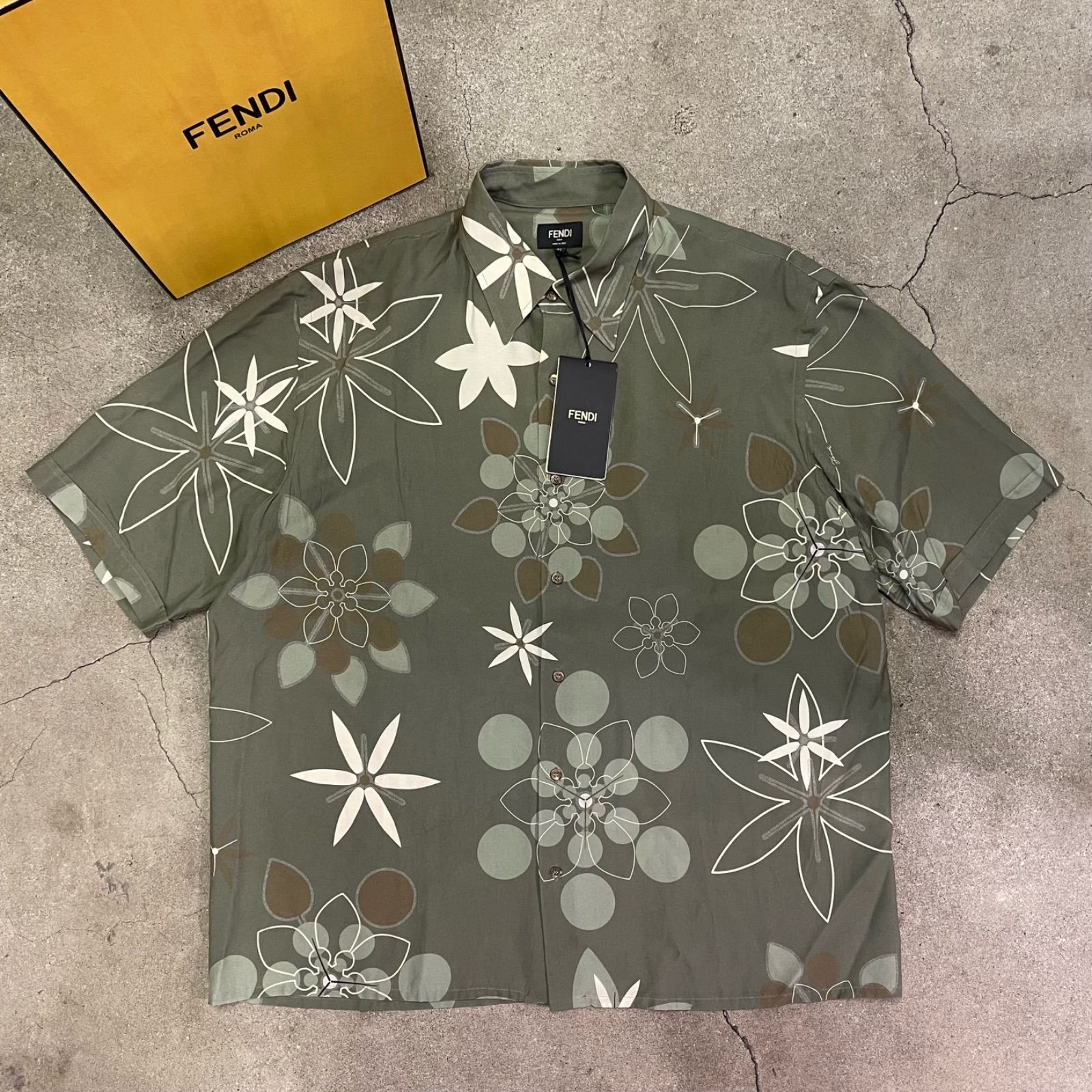 FENDI フェンディ レーヨン 半袖シャツ 41