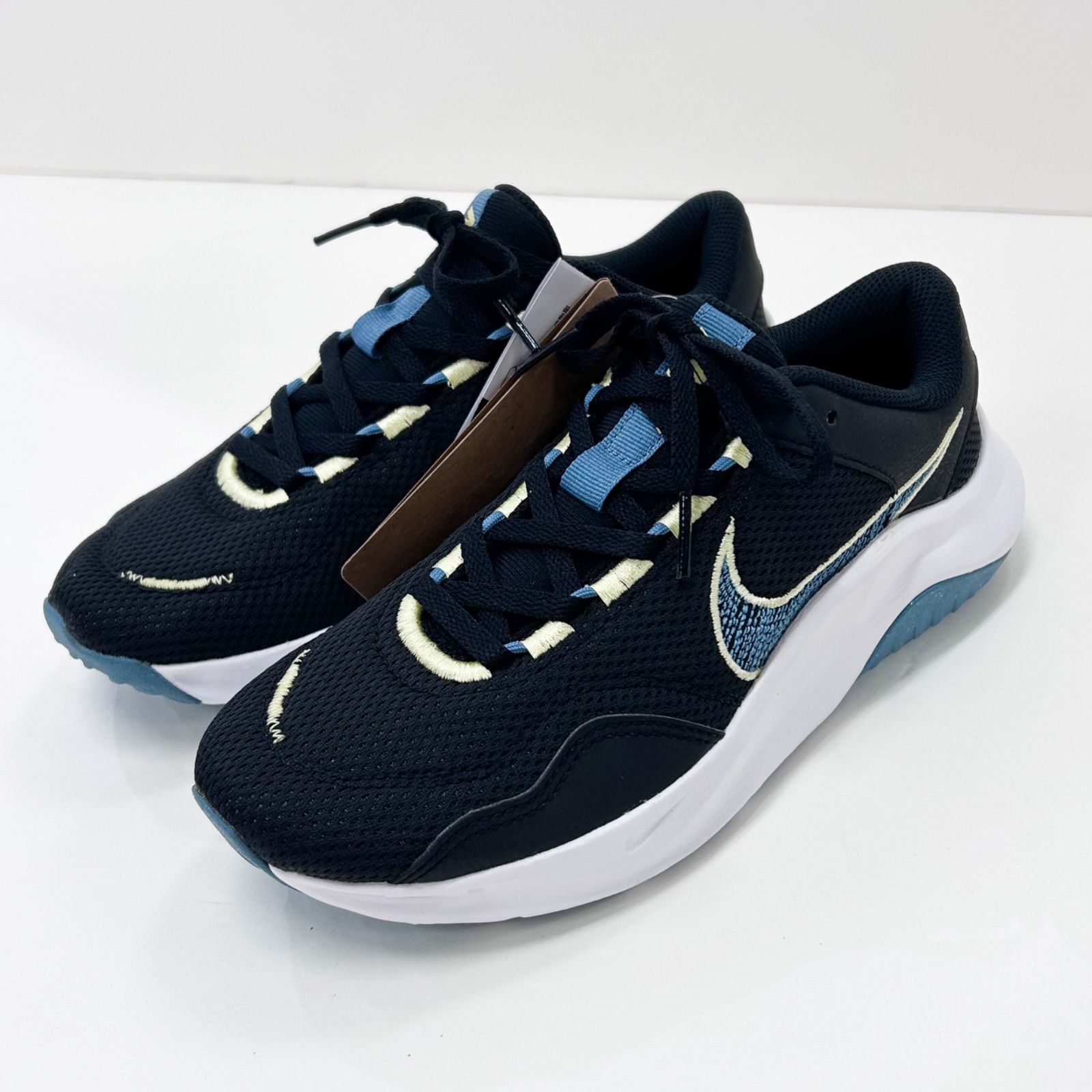 新品】NIKE Legend Essential 3 Next Nature ナイキ レジェンド ...