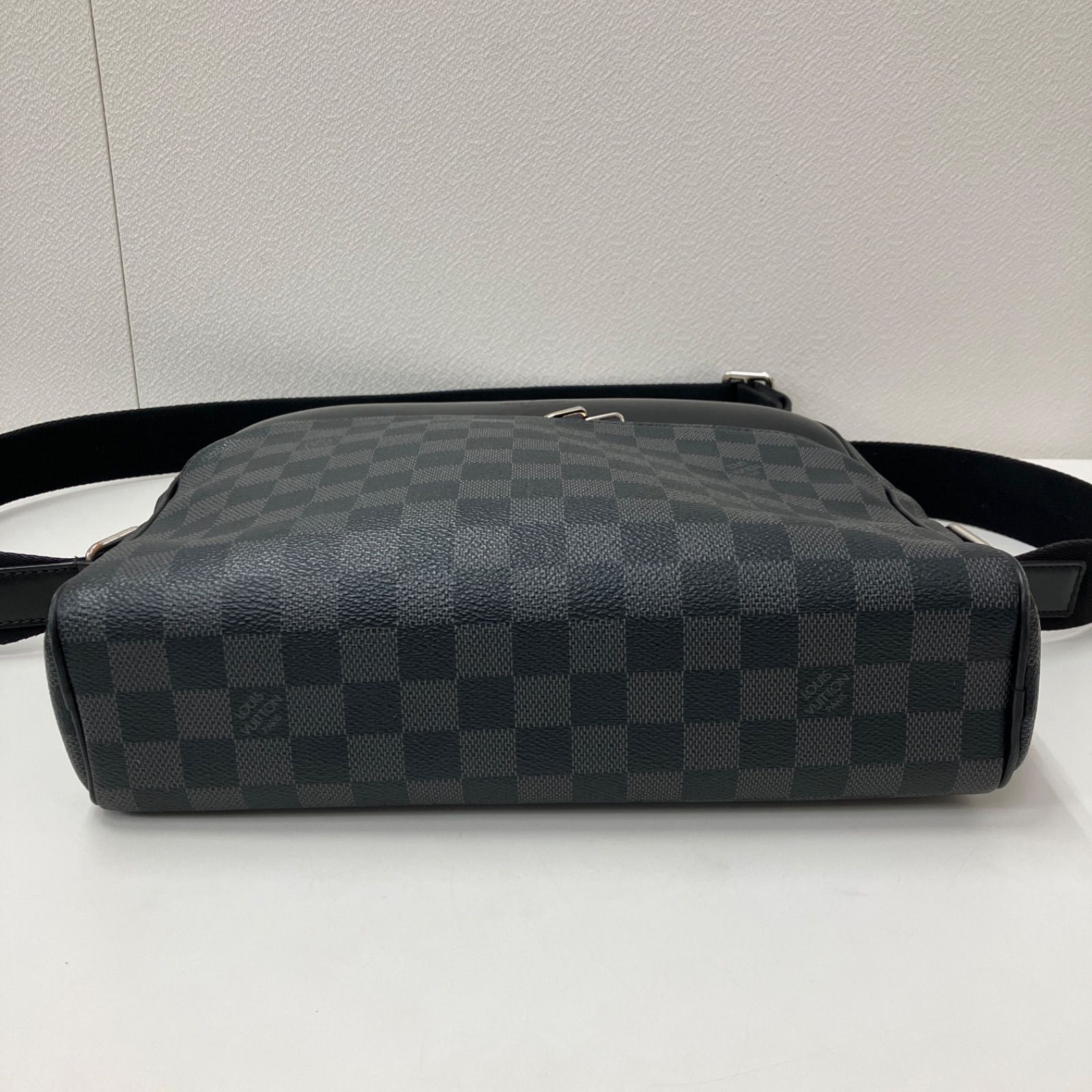ショルダーバッグ