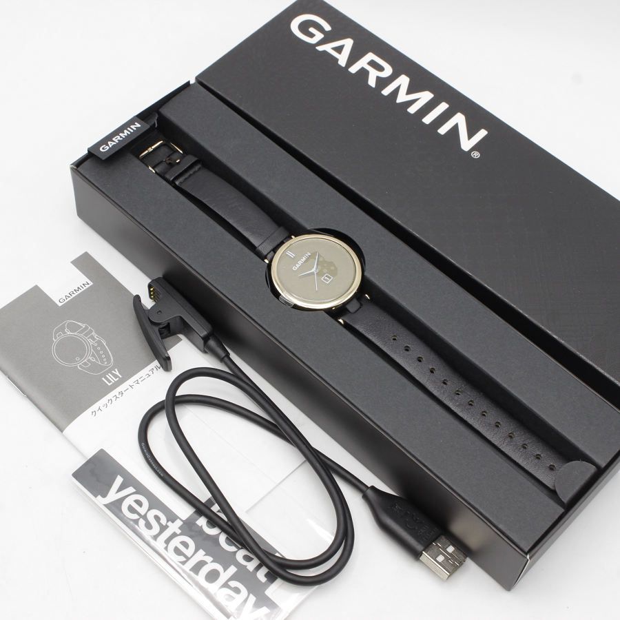 未使用】GARMIN Lily Classic スマートウォッチ - メルカリ