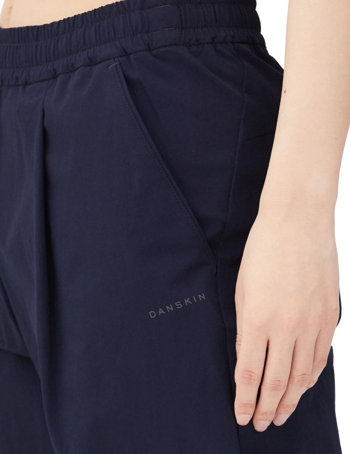 ダンスキン DANSKIN フィットネス レディース Danskin タンク CROP Essentials at Black) X-Small, (US, Pant Crop Yoga DANSKIN(ダンスキン)｜ずっと使い続けたいモノを集めたセレクト