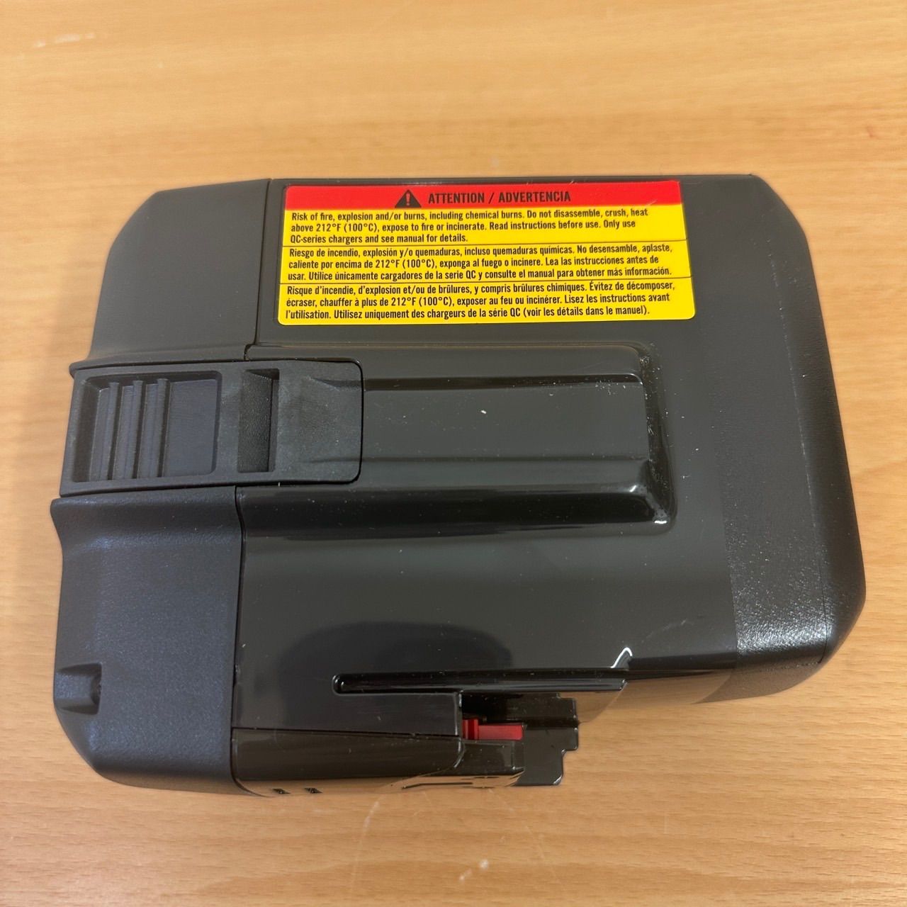 ハスクバーナ BLi300