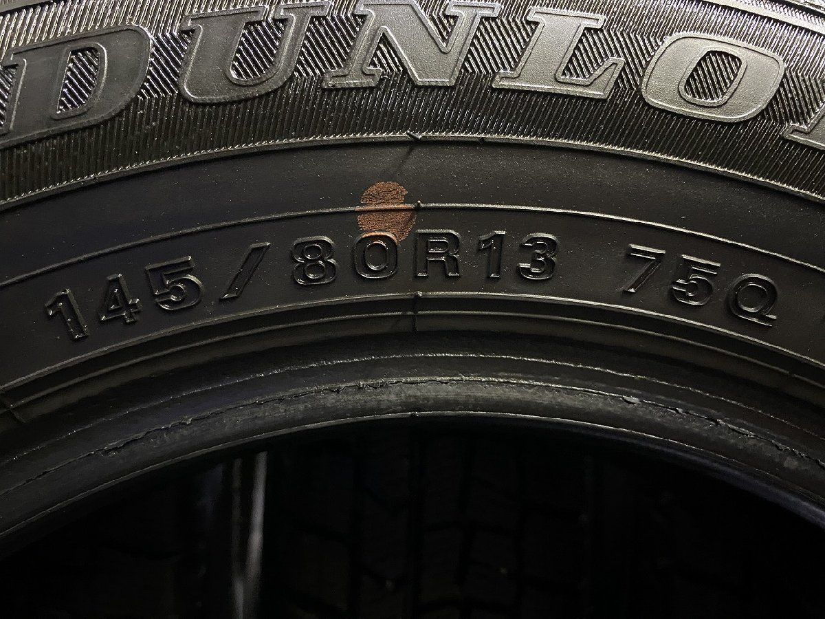 ワゴンセールも実施中。 DUNLOP WINTER MAXX WM02 145 80R13 13インチ スタッドレス 4本 23年製 バリ溝 N-BOX モコ キャロル プレオ アルト スペーシア等 KTG383