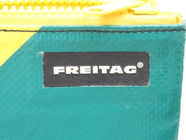 クラッチバッグ