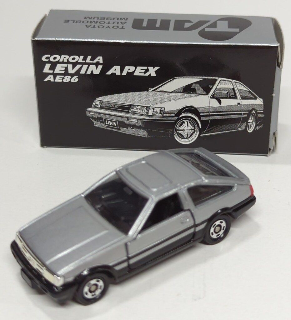 グレース特注 トヨタ博物館特注トミカAE86レビン & トレノ2台セット未