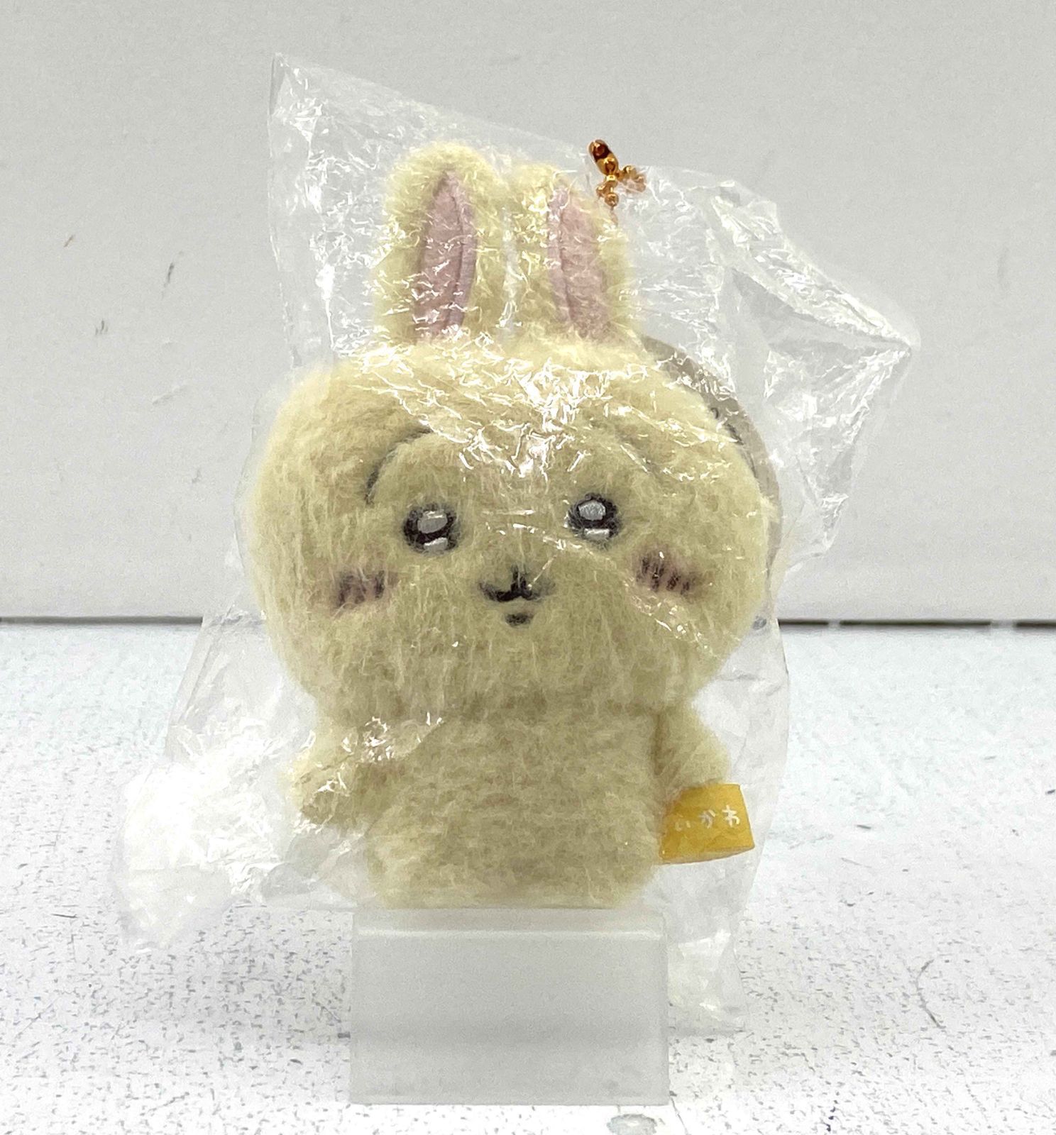 盛岡30-0025】ちいかわ ほわほわマスコット (立ちポーズ うさぎ)【未 