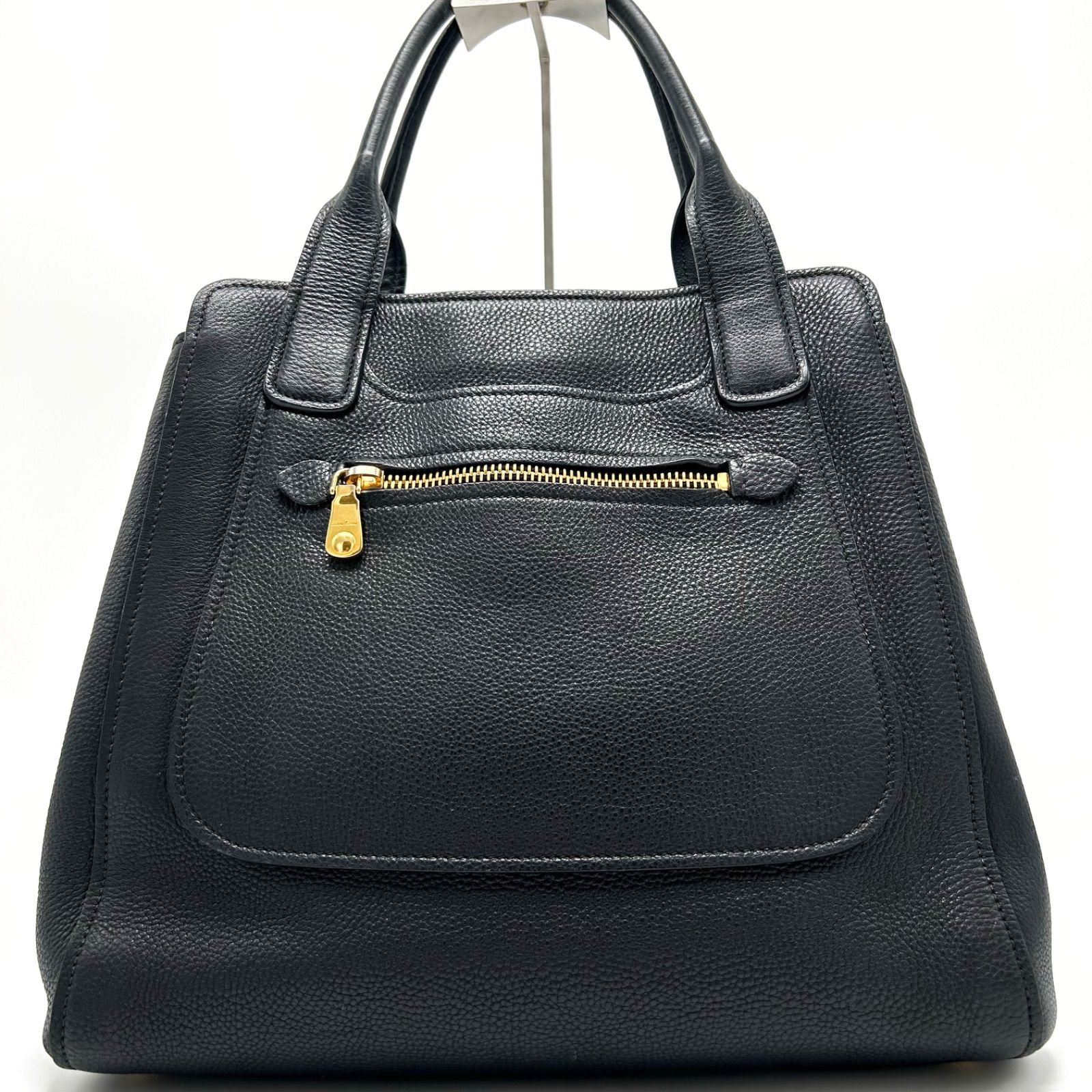 美品 MIU MIU ミュウミュウ トートバッグ ハンド 肩掛け メタルロゴ 白  