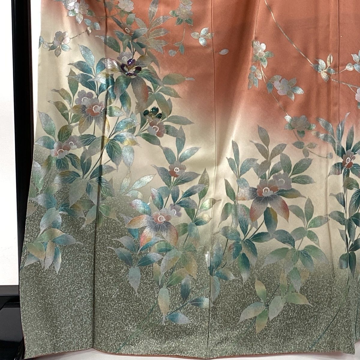 訪問着 身丈170cm 裄丈68cm L 袷 藤本隆士 落款 草花 螺鈿 金銀彩 薄オレンジ 正絹