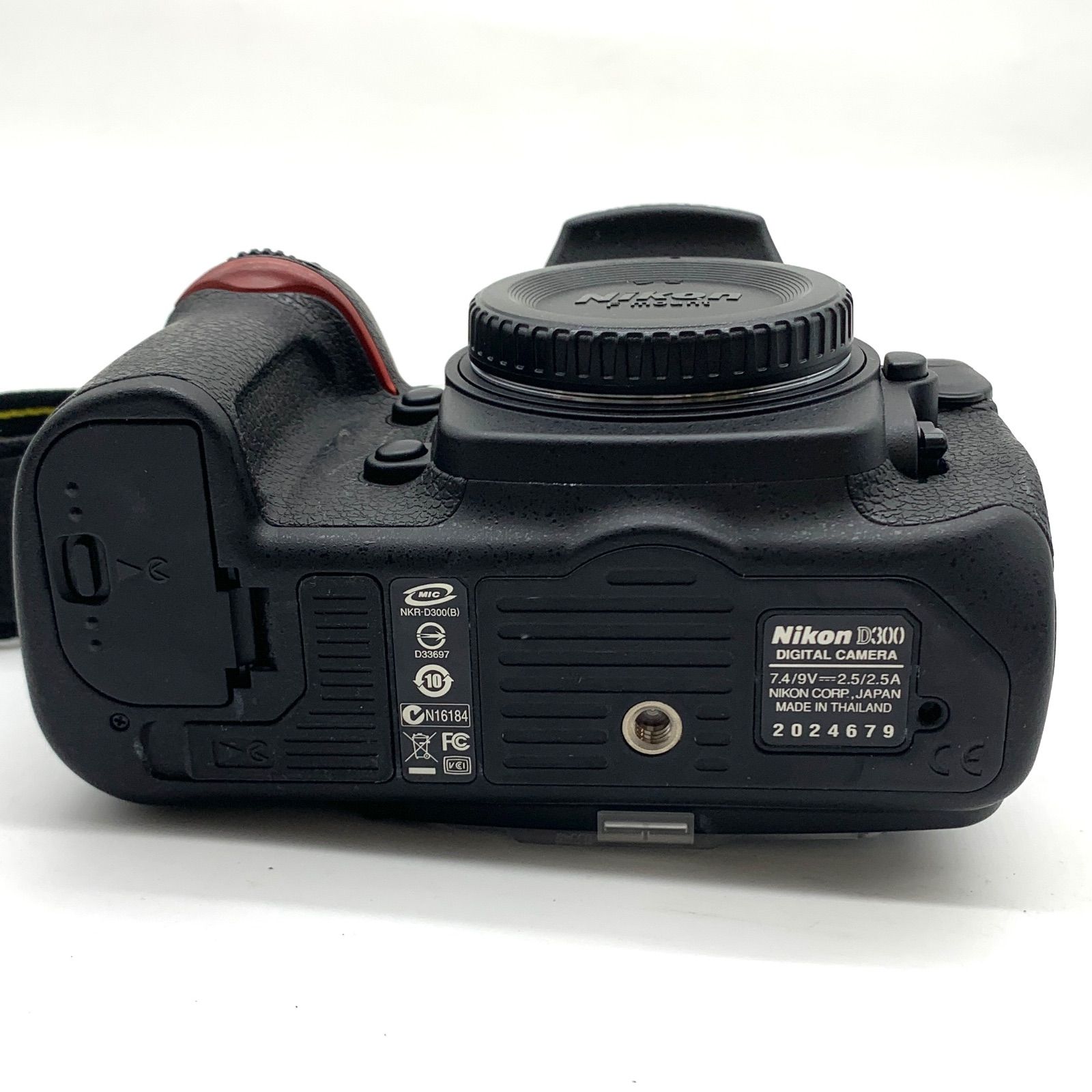 Nikon ⭐︎通電・動作・精度未確認⭐︎D300 デジタル一眼レフカメラ 本体 Nikon ⭐︎通電・動作・精度未確認⭐︎D300 デジタル一眼レフ