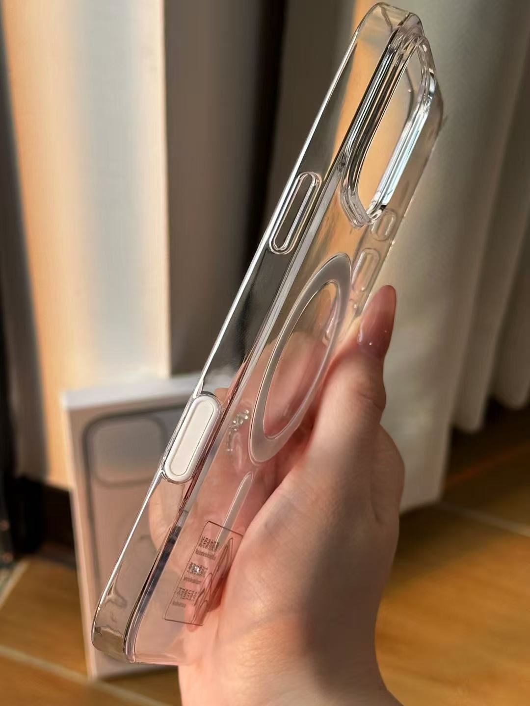 MagSafe対応クリアケース