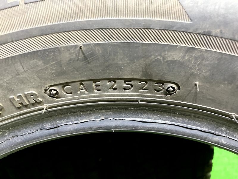 BRIDGESTONE スタッドレス ブリヂストン ブリザックVRX2 175 70R14 4本 7ミリ TRITUETUBI_COM