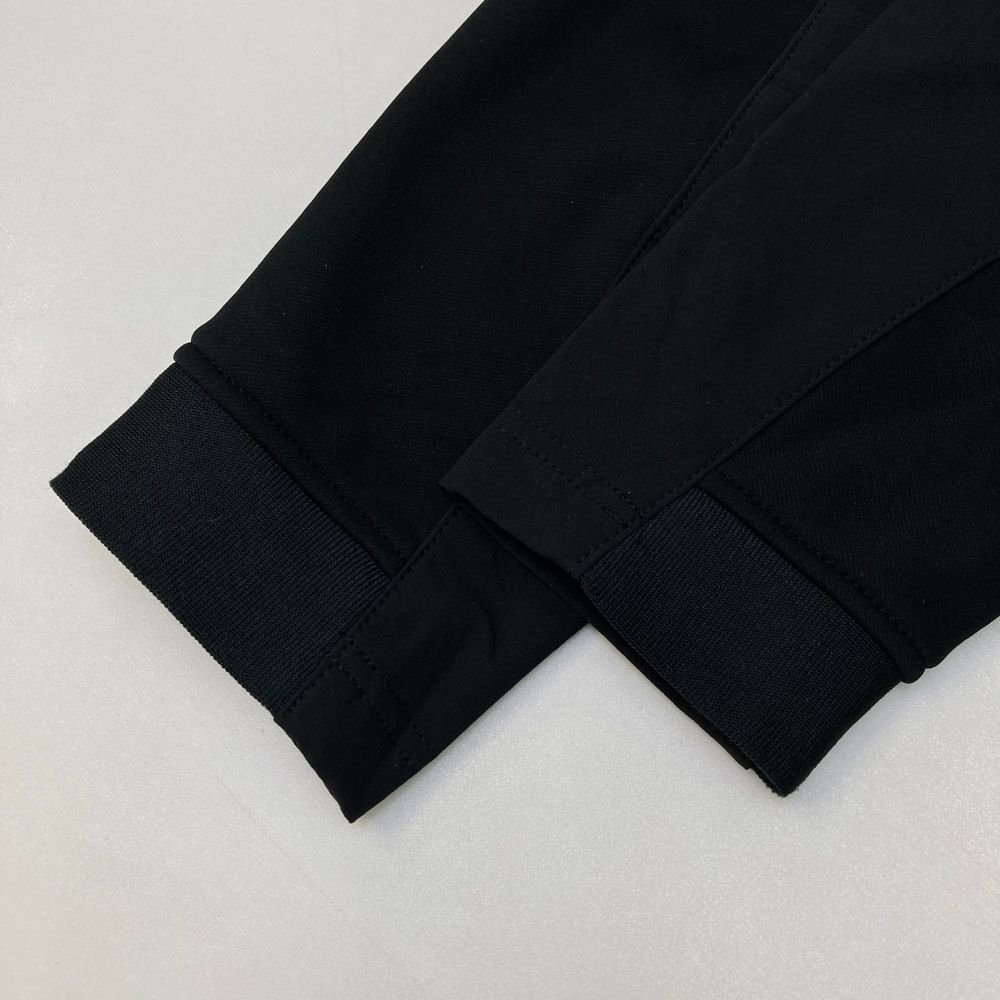 240101393365 ゴルフウェア