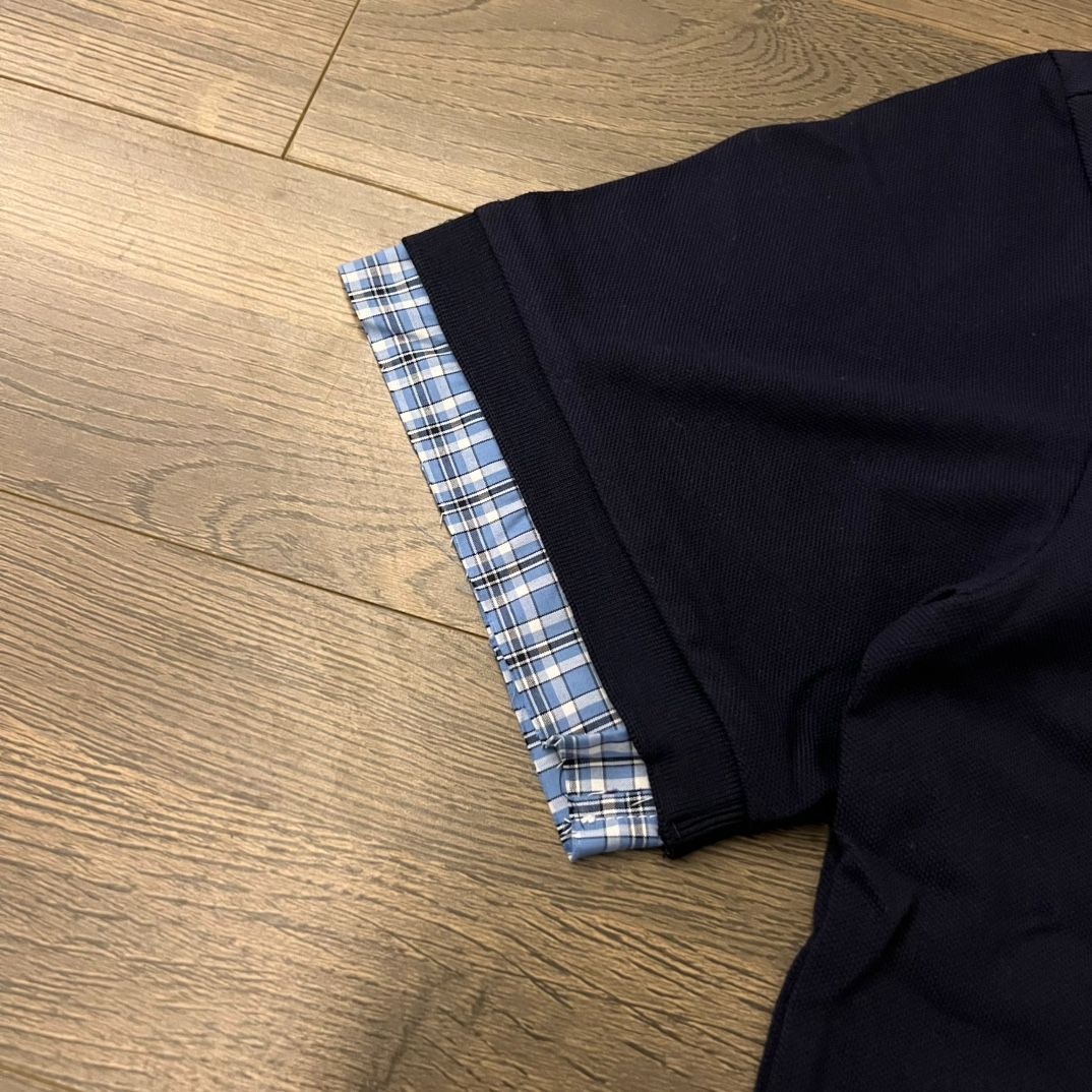 MIU MIU ネイビー ポロシャツ チェック襟 MIU MIU ネイビー ポロシャツ チェック襟 MIUMIUネイビー ポロシャツ