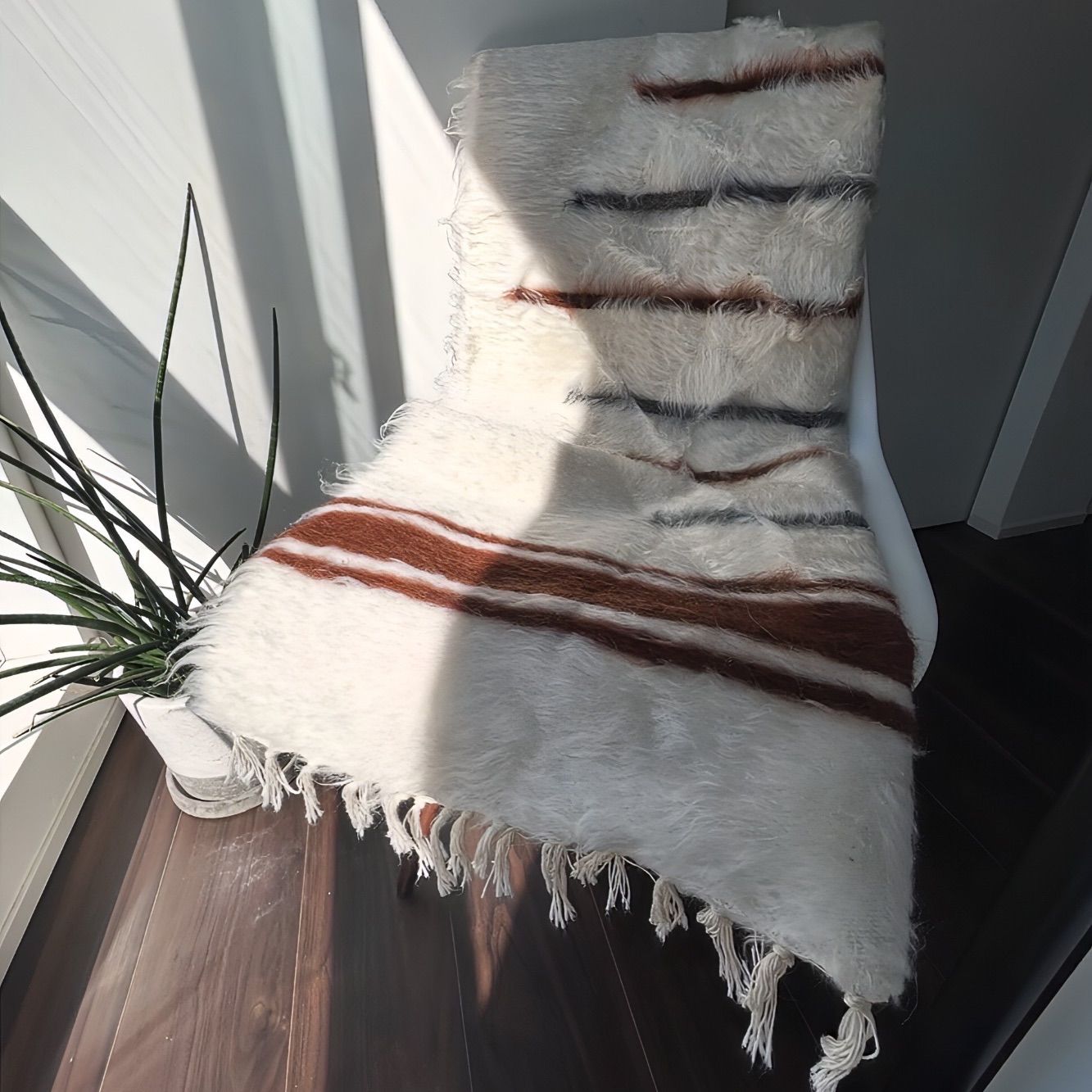 ロープリング博物館　マルチカバー　ソファーカバー　ヴィンテージラグ135x167 ロープリング博物館 マルチカバー ソファーカバー ヴィンテージラグ