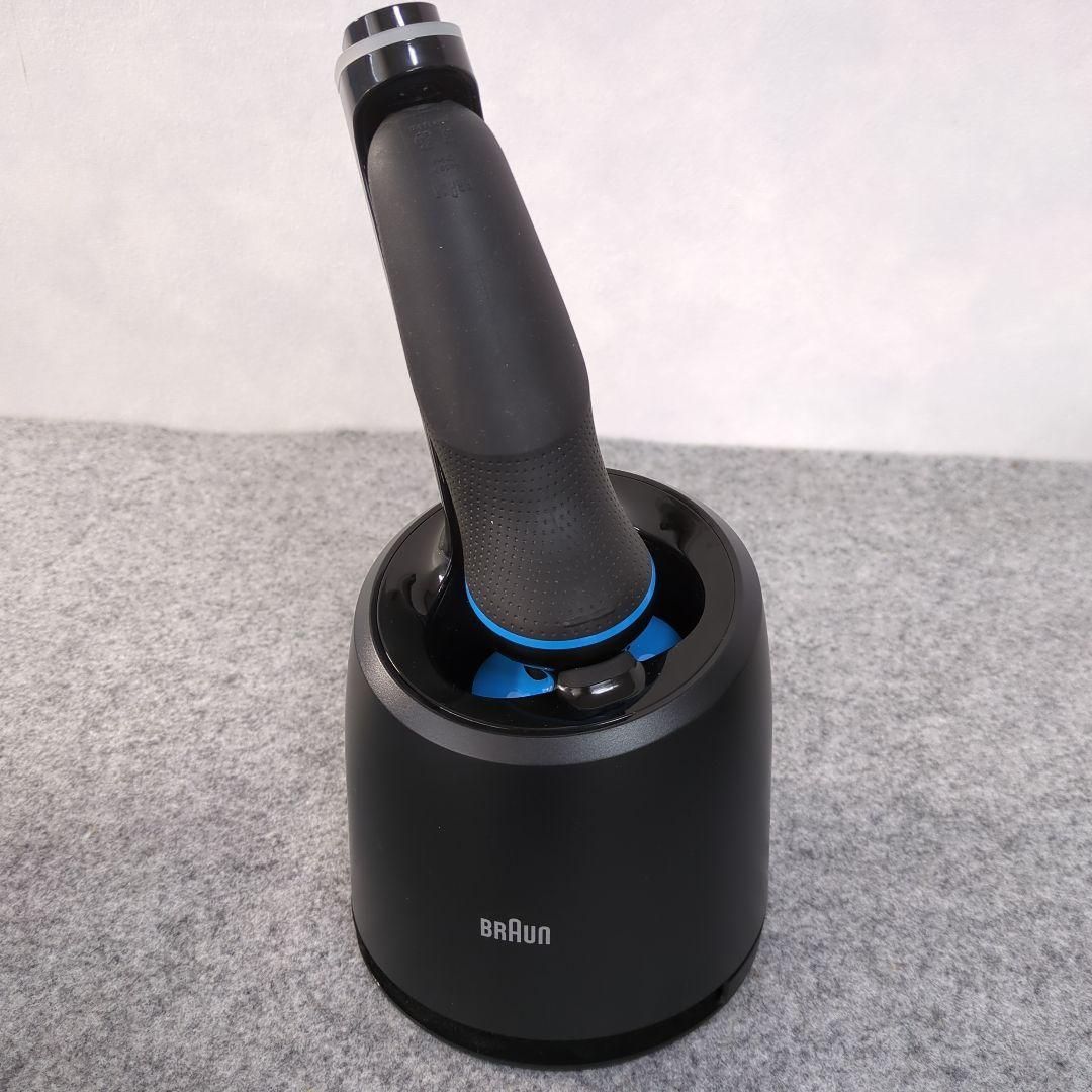 504-1-1 BRAUN メンズシェーバー S5 アルコール洗浄システム