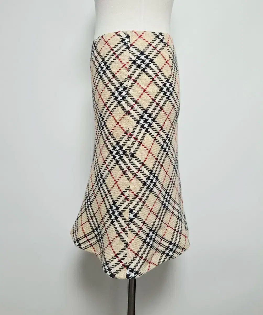 BURBERRY バーバリー ベージュ ノヴァチェック ミディ スカート