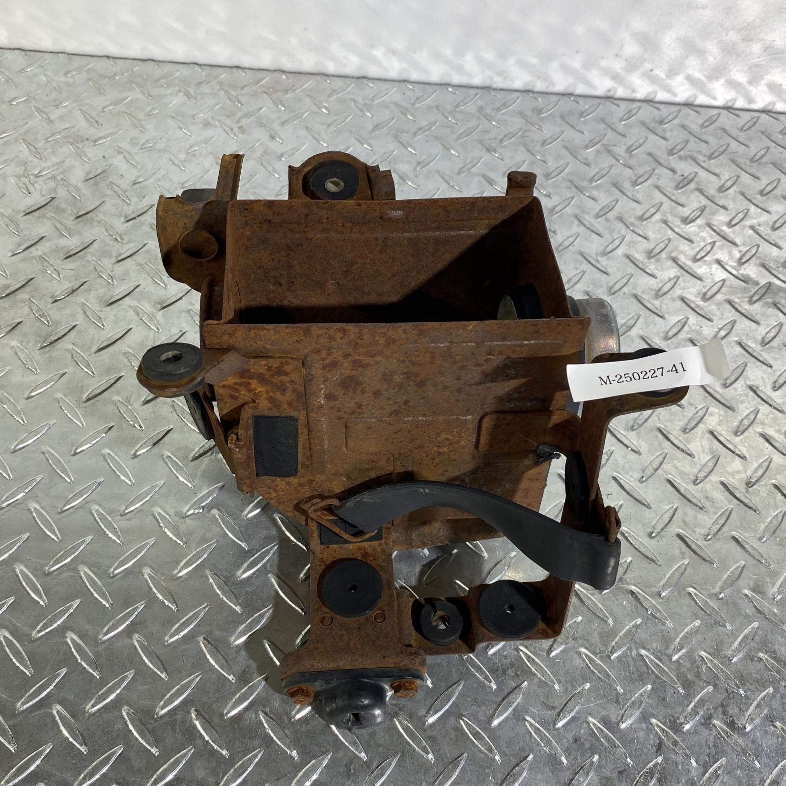 HONDA CB350FOUR バッテリーケース ホンダ