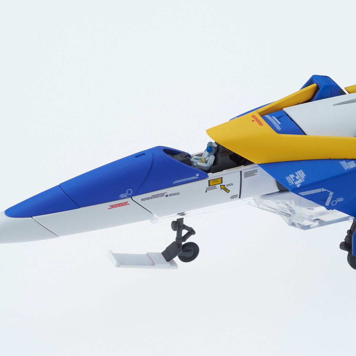 BANDAI - (再販) MG 1/100 LM314V21 V2ガンダム Ver.Ka 機動戦士Vガンダム プラモデル(5063048) バンダイスピリッツ Amazon.com: Bandai Hobby - V2 Gundam (Ver. Ka) [Victory