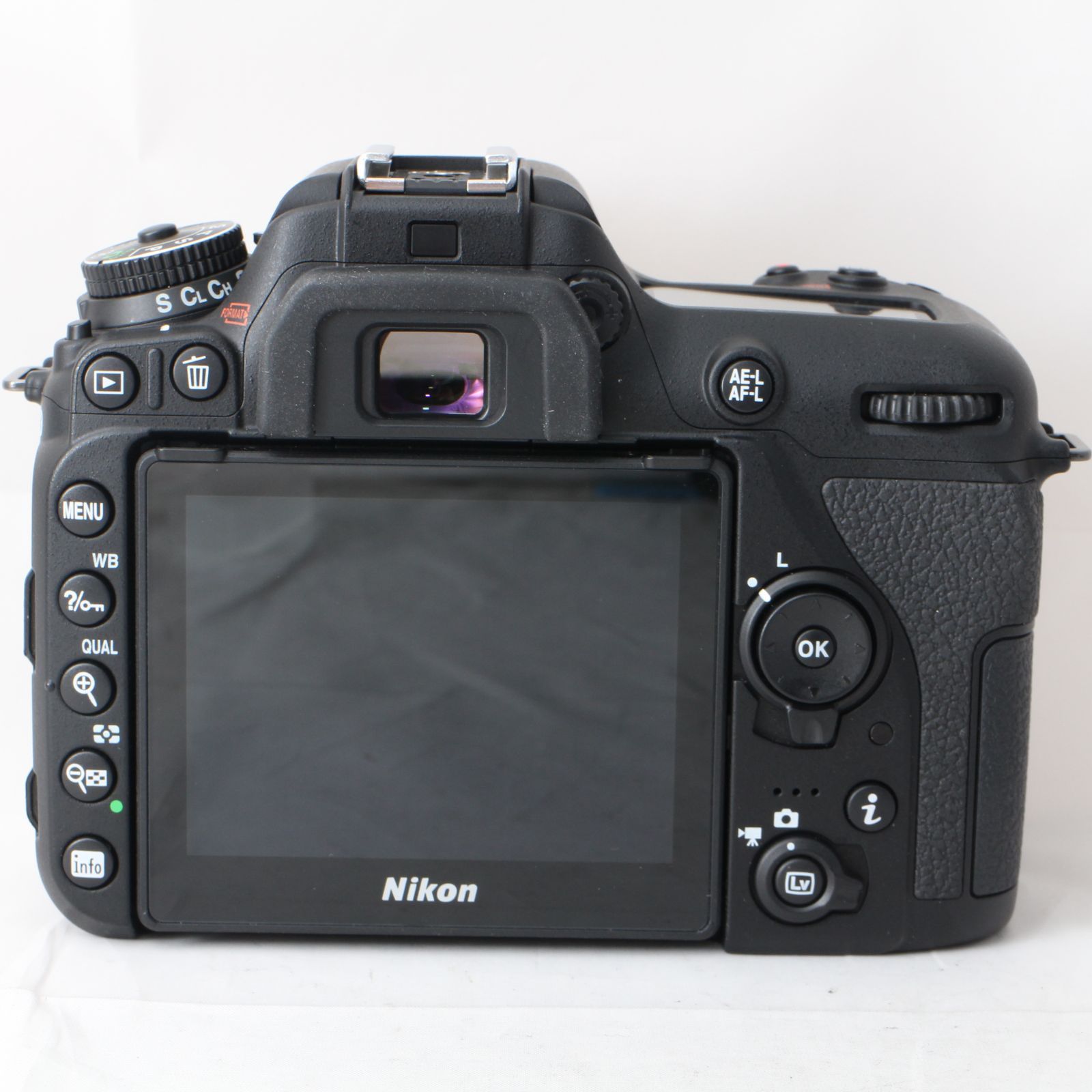 ☆美品☆Nikon ニコン デジタル一眼レフカメラ D7500 ボディ ブラック