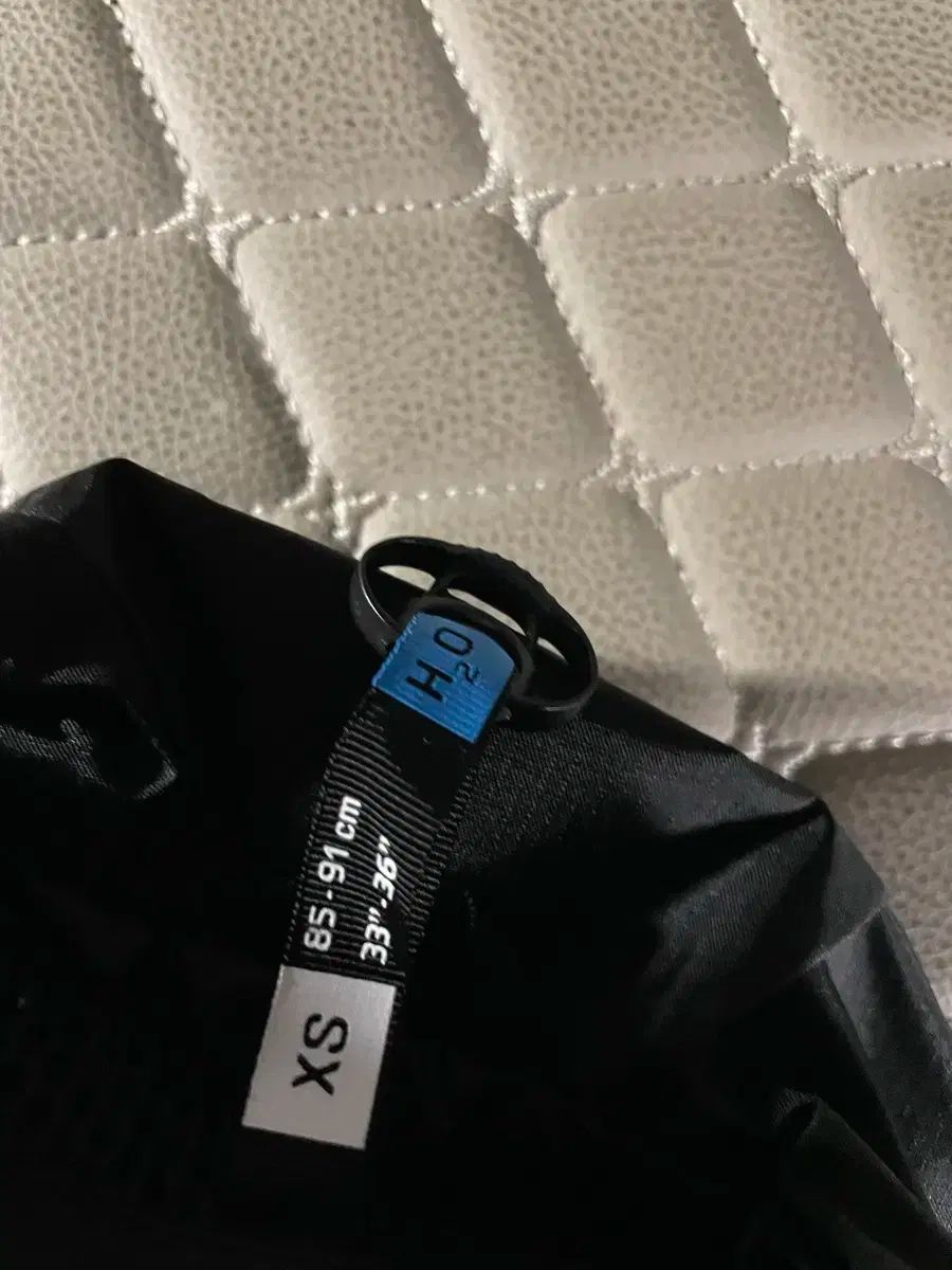 Salomon サロモン ランニングベスト アクティブ スキン 8 L 販売