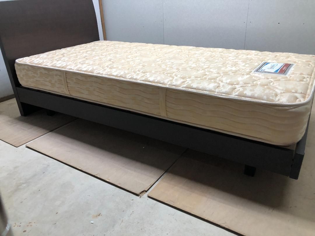 シモンズ Beautyrest シングルマットレス・フレームセット 250109-1