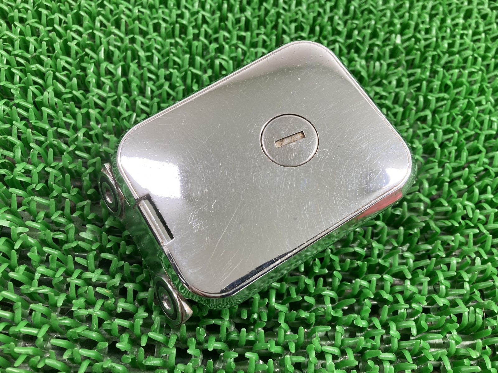 MONEYさま 専用 z400gp純正タンクキャップ、フロントフェンダー カワサキ Z400GP Z750GP Z1000R Z400FX Z750FX 純正 タンクキャップ