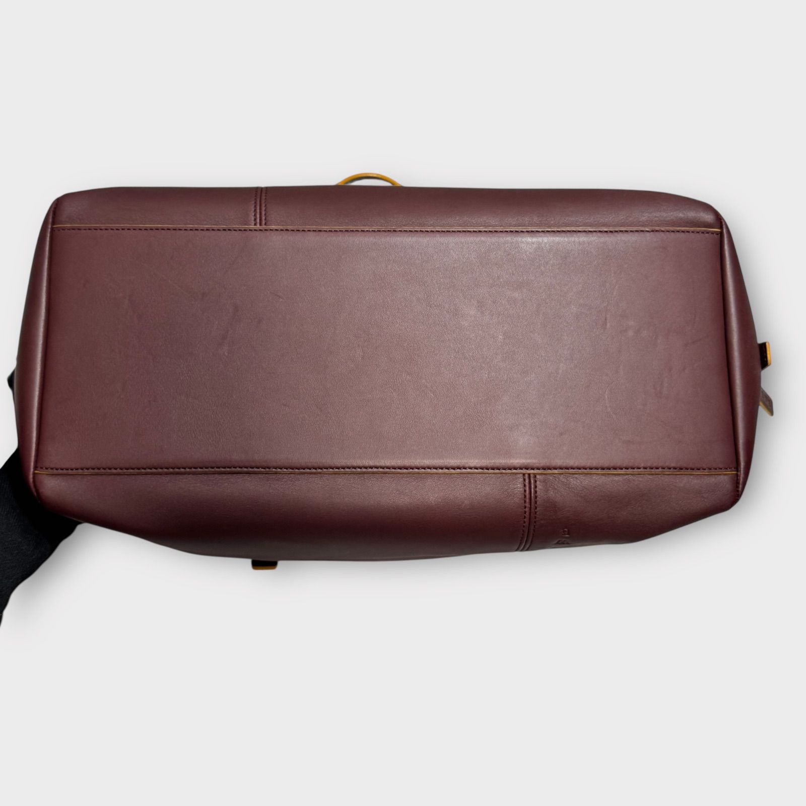 超美品✨LOEWE ロエベ　エルカノ　ハンドバッグ　ボルドー系　ポーチ付き 超美品！LOEWE ロエベ エルカノ レザー ハンドバッグ ボルドー系