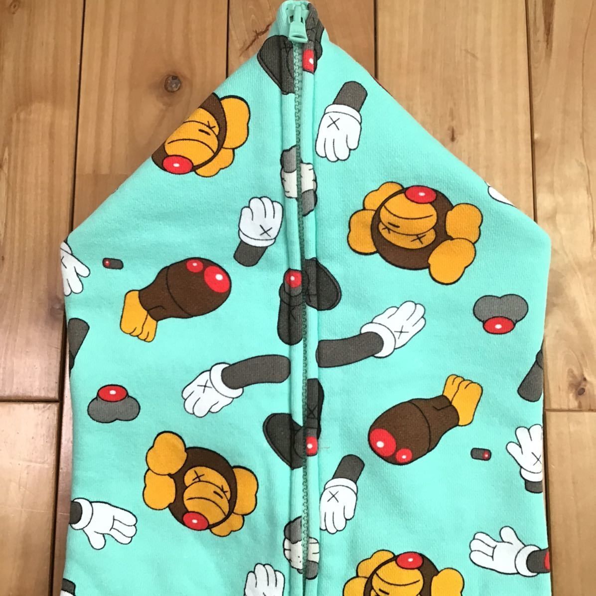 BAPE KAWS MILO コンパニオン パーカー カウズ ベイプ ape