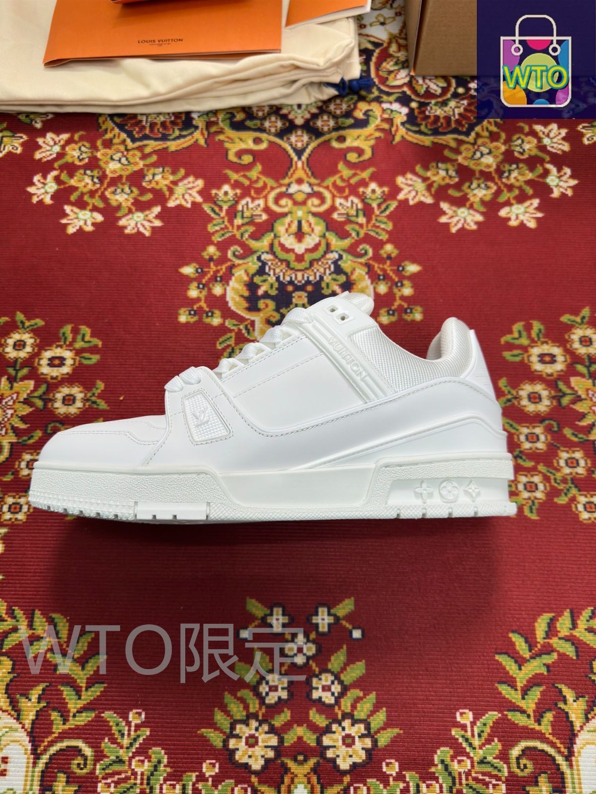 Louis Vuitton trainer 白い靴｜本日限定特価｜新品未使用-WTO