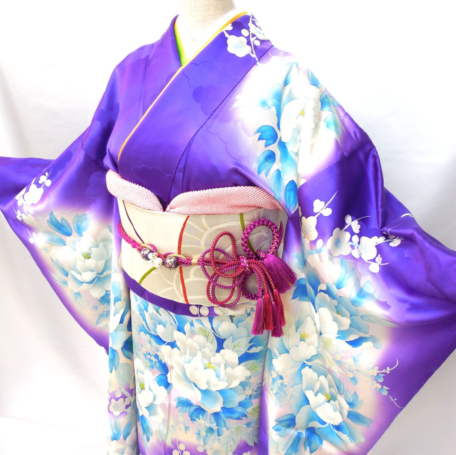 KiKi(〃ω〃) 振袖フルセット 成人式 紫色 花柄 身長160cm 成人式に‼️華やかな紫色の花柄振袖フルセット