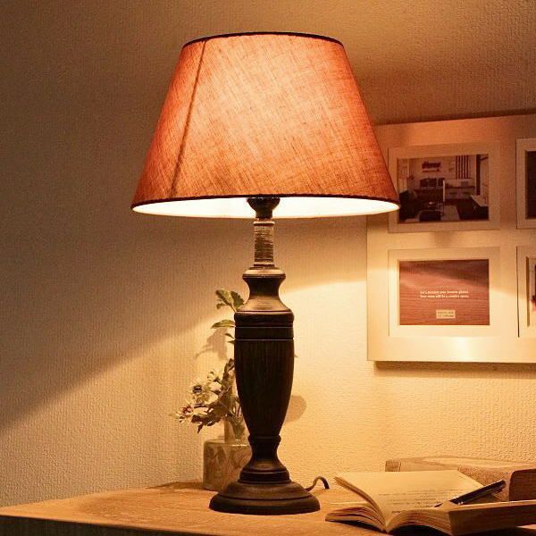 テーブルランプ おしゃれ ウッド 天然木 クラシック フレンチシャビー調 アンティーク ライト クラシックなテーブルランプ トルネ