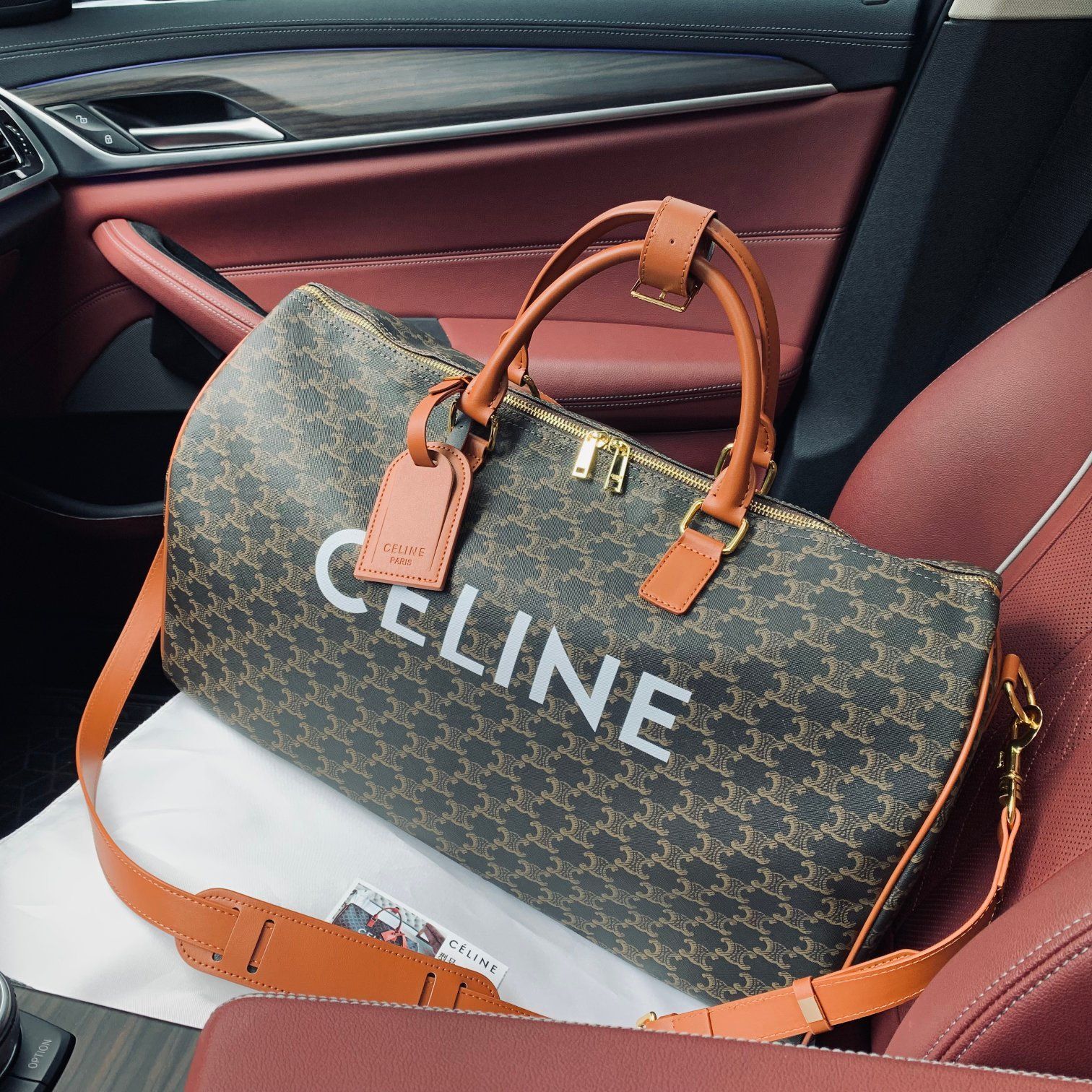 新品未使用 CELINE ショルダーバッグ大容量 旅行バッグ 50*18*27cm - メルカリ