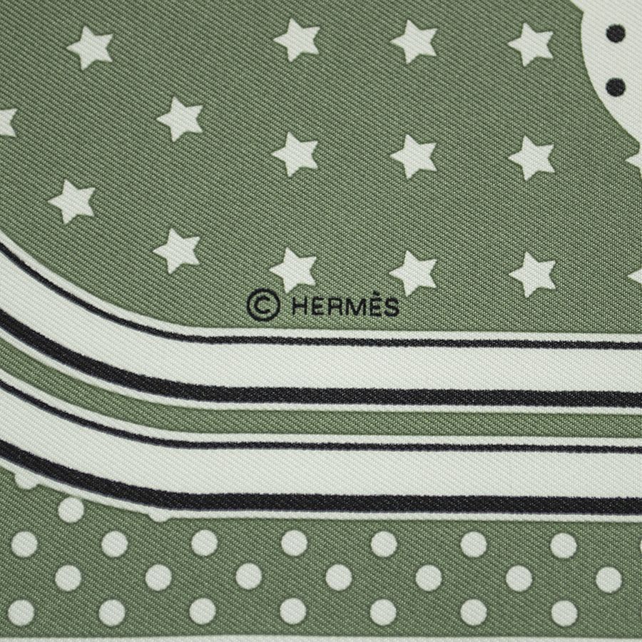 HERMES エルメス カレ70 Brides de Gala Bandana a Pois ブリッド・ドゥ・ガラ バンダナ ア ポア 942669S 03 スカーフ 2024SS グリーン ブラック【中古】