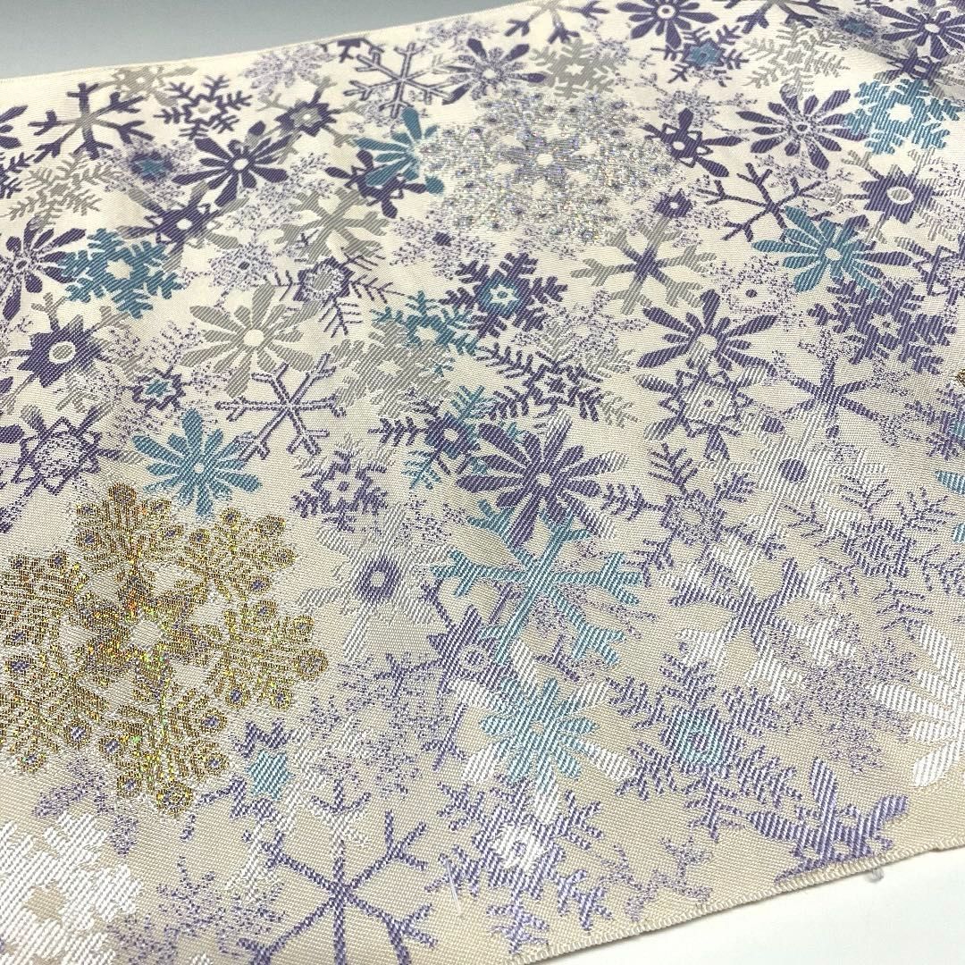 新品未使用品！！特別企画！！お仕立て上り品！！雪の結晶柄 ！！九寸 