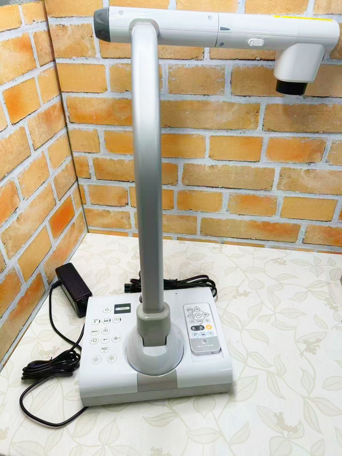 2YXL0016 動作品 エルモ社 書画カメラ L-12F