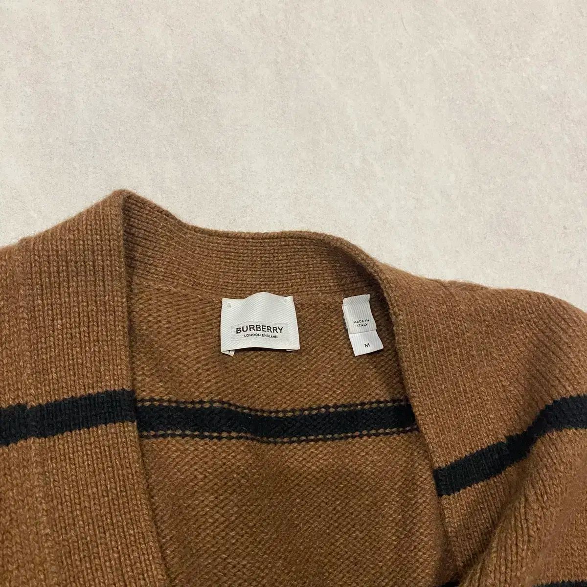 バーバリー⭐︎アイコンストライプ⭐︎ウールカシミアブレンド⭐︎カーディガン⭐︎14Y バーバリーアイコンストライプ ウールカシミアブレンド カーディガン14Y
